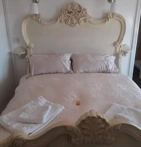 Guest house The *